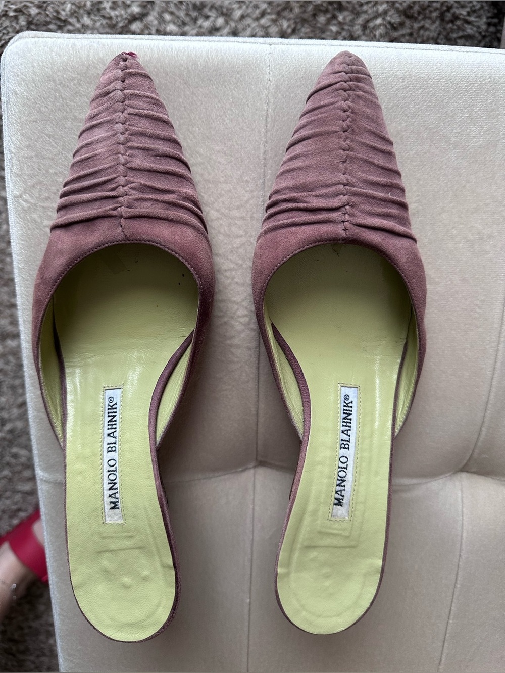 Manolo Blahnik Mauve Suede Pointed Ruched Mules - Picture 2 of 4